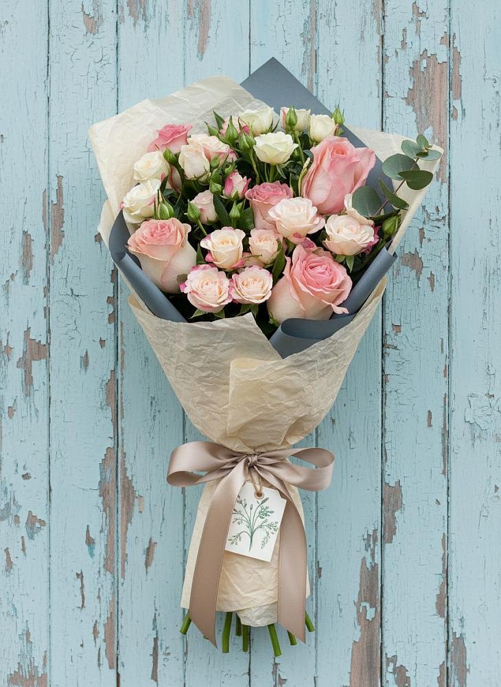 Букет цветов из: Розы в Пустошке