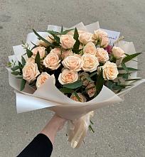 Букет Кремовые розы Латте в Пустошке