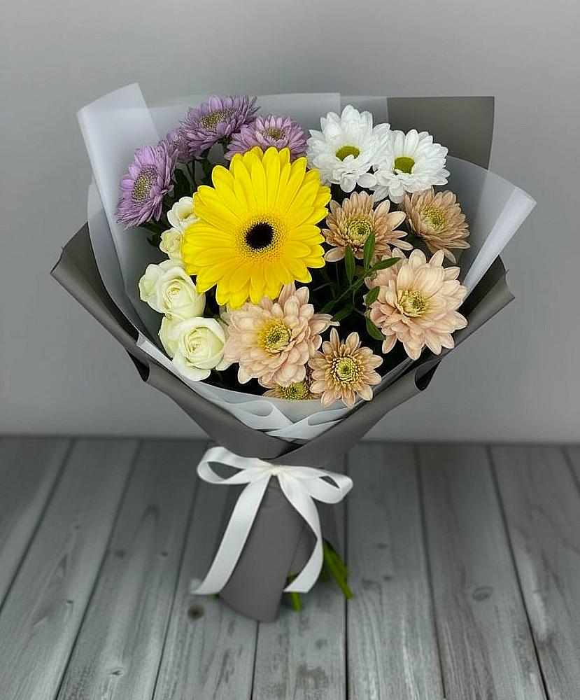 Букет цветов из: Розы, Герберы и Хризантемы в Пустошке