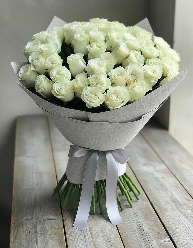 Букет 35 Белых роз в Пустошке