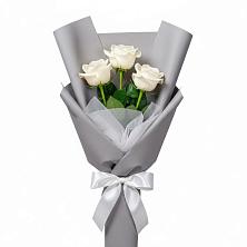 Букет 3 белые розы в Пустошке