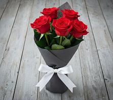 Букет 5 Красных роз Эдлесс Лав #REPLACE_PRED# Пустошке