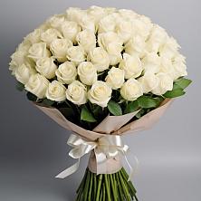 Букет 101 беля роза Белоснежка в Пустошке