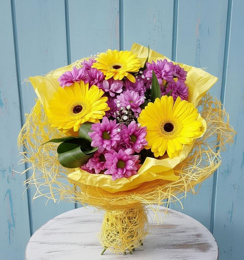 Букет цветов из: Хризантемы и Герберы в Пустошке