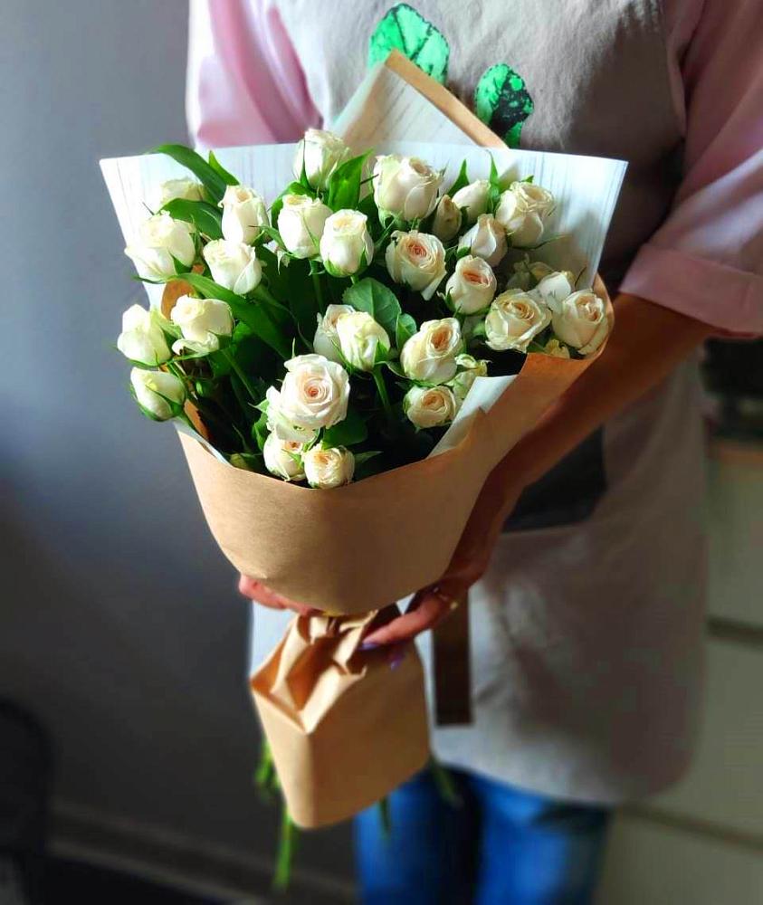 Букет цветов из: Розы в Пустошке