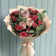 Букет цветов из:  Гвоздики и Розы в Пустошке