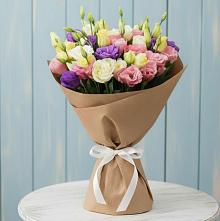 Букет цветов из:  Лизиантусы в Пустошке